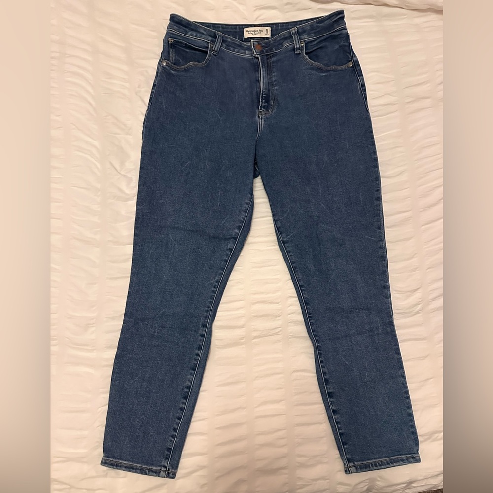 Abercrombie skinny ankle Jean size 31/12
